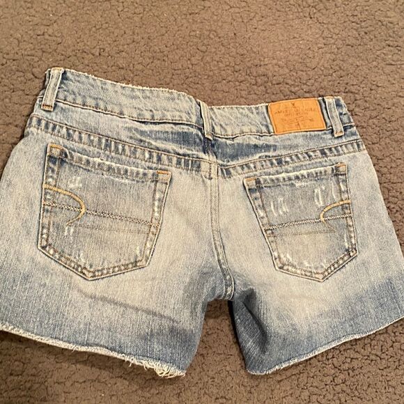American Eagle Jean Shorts Distressed Size 6 - Picture 7 of 11